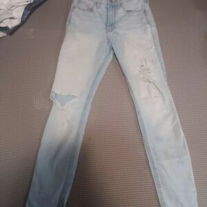 Hollister Women's Light Blue Ripped Skinny Jeans